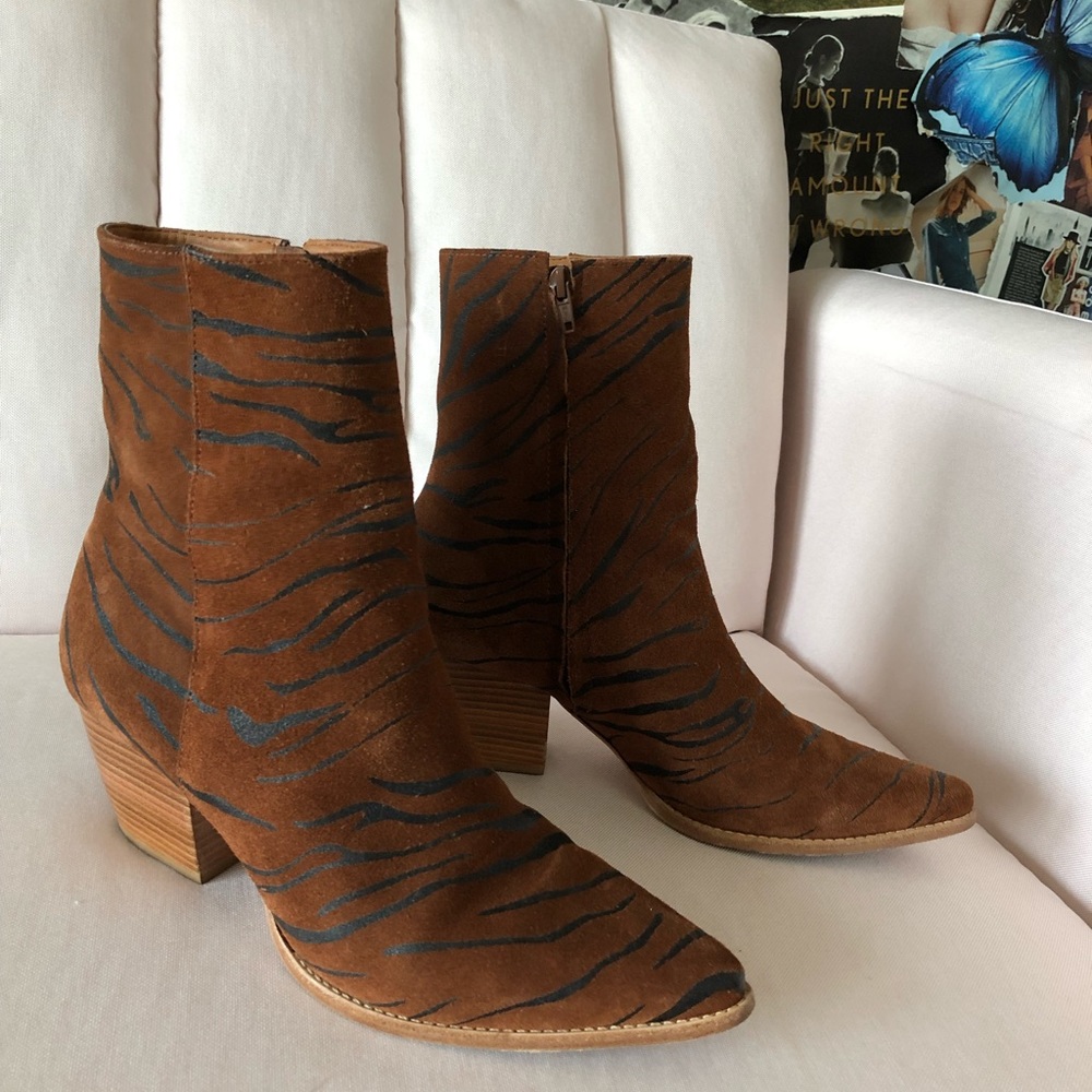 Matisse Caty Tiger Boots